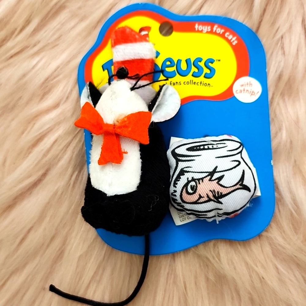 Y2K FIND!! Brand New DR. SEUSS TOYS CATNIP CAT TOYS-2CT